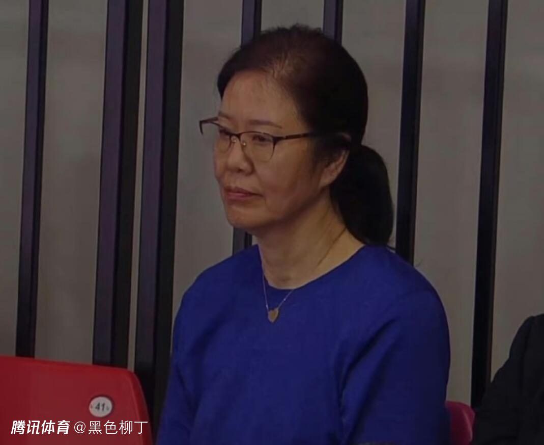 中国精品久久精品三级