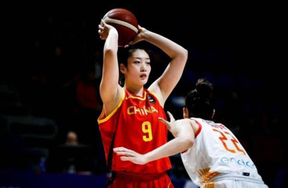 国内精自线一二区